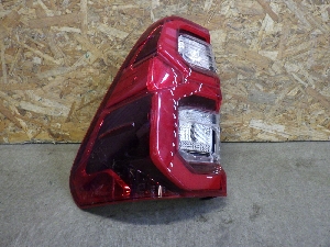 TOYOTA HILUX фонарь задний левый 815610K700 2021г. арт.1185453