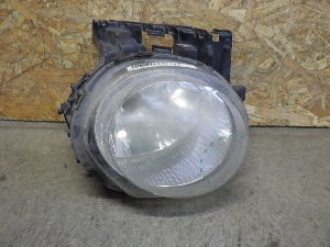 NISSAN JUKE фара правая 260601KA0C 2012г. арт.1242503 галоген