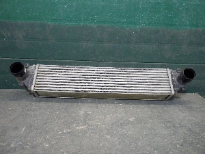 GEELY COOLRAY радиатор интеркулера 2074056300 2023г. арт.1330717