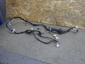 TOYOTA CAMRY жгут проводов двери передней левой 8215206D90 2013г. арт.1369675 Уценка