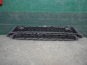 ВАЗ ВЕСТА решетка бампера переднего центральная 2024г. арт.1388955