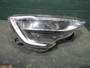 RENAULT ARKANA фара правая 260105307R 2021г. арт.1393841 LED