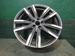 GEELY MONJARO диск колеса передний левый 4024068200
2023г. арт.1399138 R20