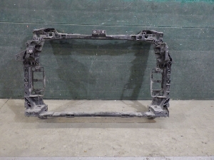 AUDI Q7 рамка радиаторов 4M0805594B 2019г. арт.1399403