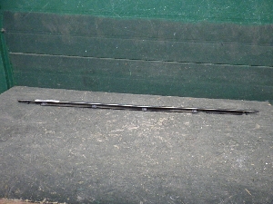 KIA SORENTO молдинг двери передней правой 82220P2001 2022г. арт.1400115