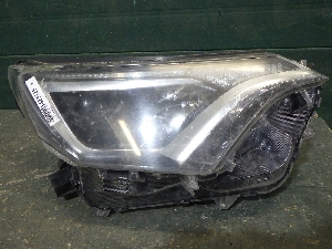 TOYOTA RAV4 фара правая 8113042650 2017г. арт.1423325 галоген