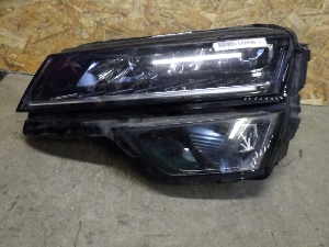 SKODA KAROQ  фара левая 57B941015D 2020г. арт.1431036 LED