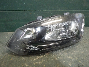 VOLKSWAGEN POLO фара левая 6RU941015 2017г. арт.1448819 галоген
