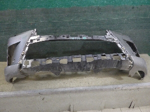 LEXUS LX облицовка бампера переднего 521196B973 2016г. арт.1452237 Уценка