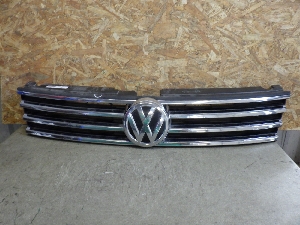 VOLKSWAGEN TOUAREG  решетка облицовки радиатора 7P6853651MZLL 2017г. арт.1453014