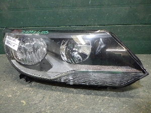 VOLKSWAGEN TIGUAN  фара правая 5N1941006B 2015г. арт.1479399 галоген