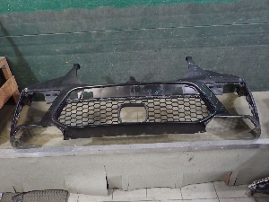 BMW X5 облицовка бампера переднего 51118081546 2020г. арт.1483088