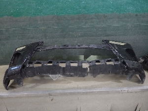 LEXUS LX облицовка бампера переднего 521196B973 2020г. арт.1485740