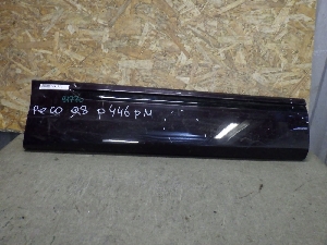 AUDI Q8 накладка двери задней правой 4M8853970FGRU 2021г. арт.1491770