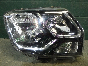 RENAULT DUSTER фара правая 260107307R 2020г. арт.1500778 галоген