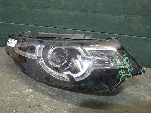 LAND ROVER DISCOVERY SPORT фара правая LR137230 2018г. арт.1518322 ксенон