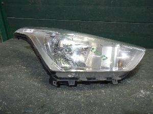 HYUNDAI CRETA фара правая 92102M0000 2017г. арт.1522788 галоген