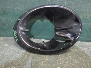 MERCEDES GLA облицовка фары противотуманной левой A1568855900 2017г. арт.1531115