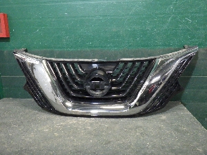 NISSAN MURANO облицовка радиатора 623105BF0C 2021г. арт.1531380