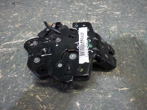 EXEED TXL замок крышки багажника 554001158AA 2022г. арт.1550418