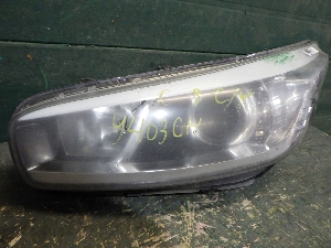 KIA CEED фара левая 92101A2010 2016г. арт.1572757 галоген