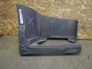 VOLVO FH подножка порога правого 23684044 2022г. арт.1582765