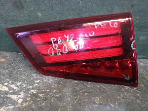 MITSUBISHI OUTLANDER фонарь задний правый внутренний 8331A180 2021г. арт.1599080