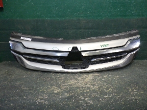 MITSUBISHI PAJERO SPORT решетка облицовки радиатора 7450A960 2019г. арт.1612631