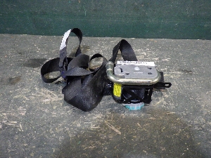 TOYOTA LAND CRUISER PRADO ремень безопасности передний правый 7321060773C2 2022г. арт.1633533