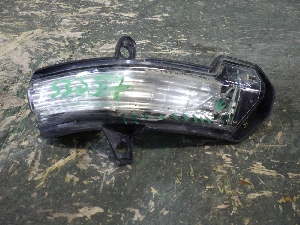 CADILLAC XT5 повторитель указателя поворота зеркала левого 84022037 2017г. арт.1633557