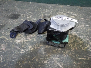 PORSCHE CAYENNE ремень безопасности задний левый 95880305102HCP 2012г. арт.1638414