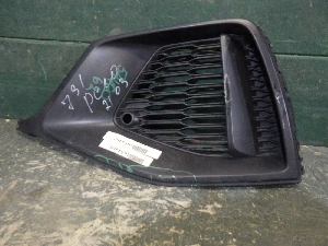 AUDI Q8 облицовка фары противотуманной левой 4M8807681A 2019г. арт.1654460