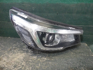 SUBARU FORESTER фара правая 2019г. арт.1658234 LED
