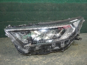 TOYOTA RAV4 фара левая 8118542842 2020г. арт.1669351 LED