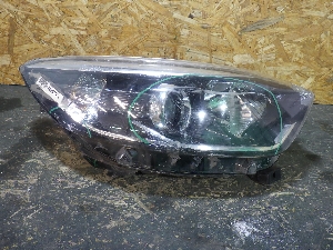RENAULT KAPTUR фара правая 260108765R 2016г. арт.1748959 галоген