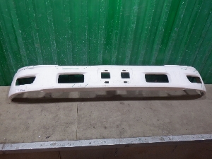 ISUZU ELF облицовка бампера переднего 8974056285 2025г. арт.1829309